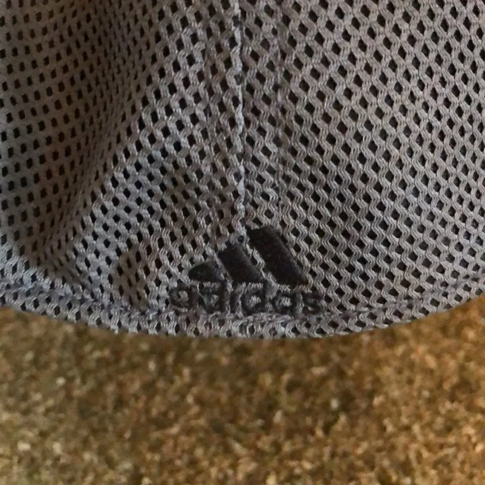 Kids Adidas boys size large fitted gray Adidas hat